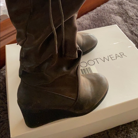 Boots - Picture 2 of 2